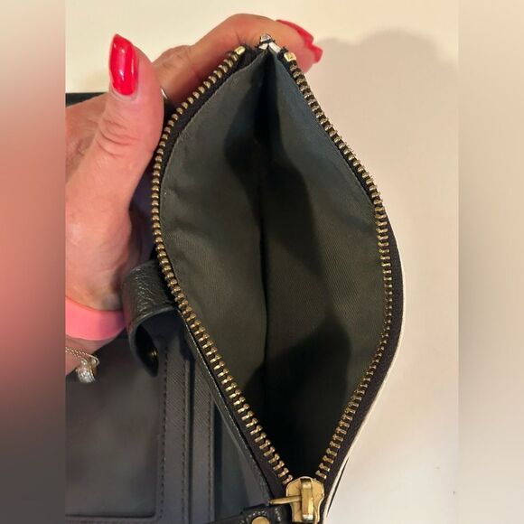 Fossil Black and White pebble Leather Wallet clutch - Picture 8 of 9